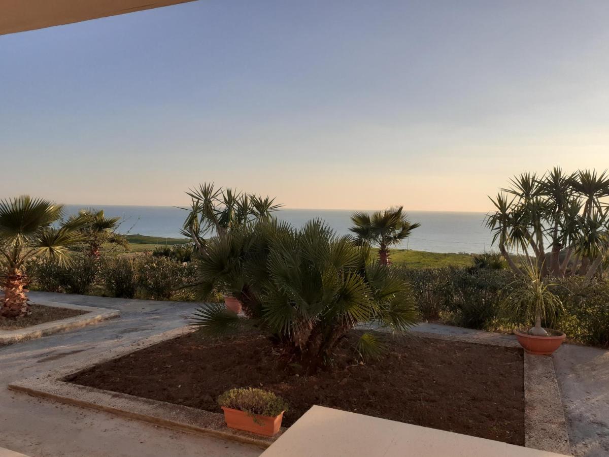 Villa Cecilia Монталегро Екстериор снимка