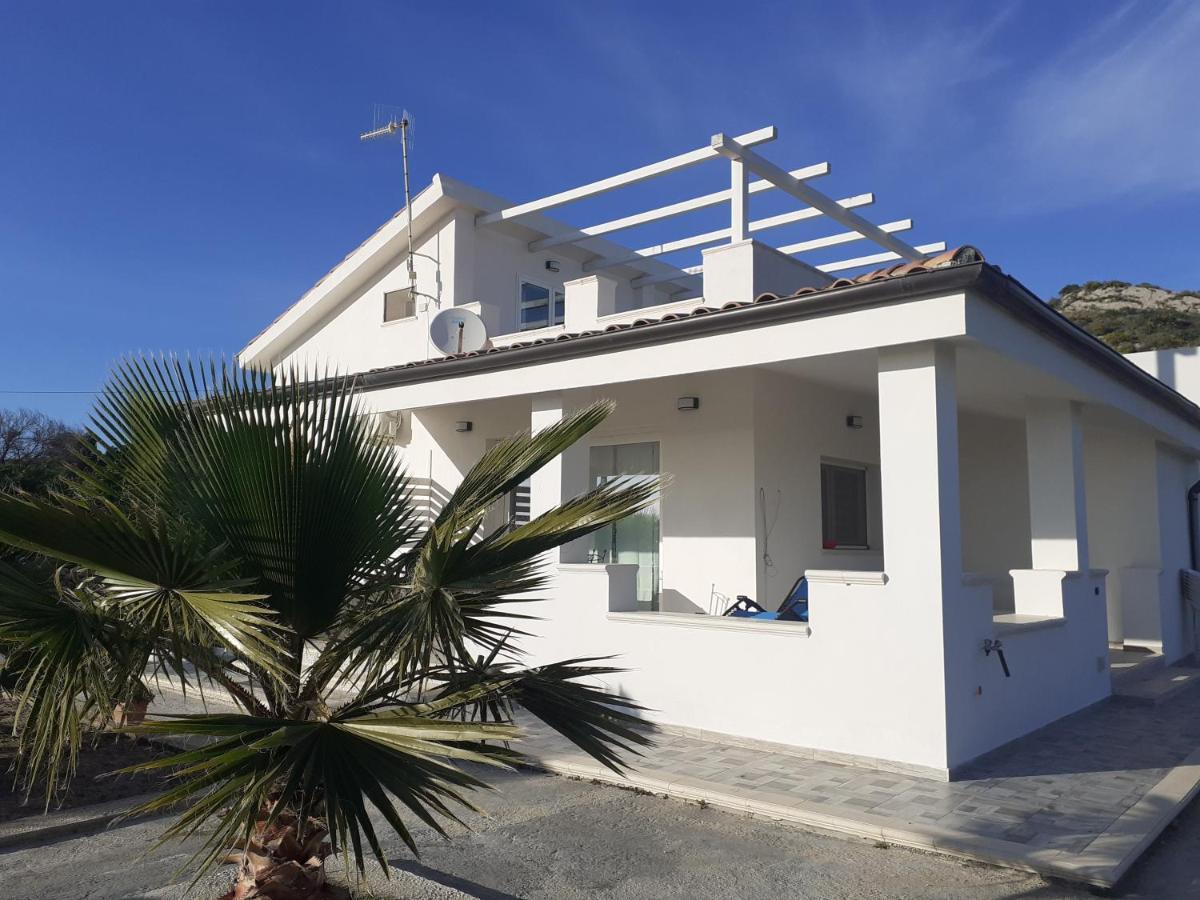 Villa Cecilia Монталегро Екстериор снимка