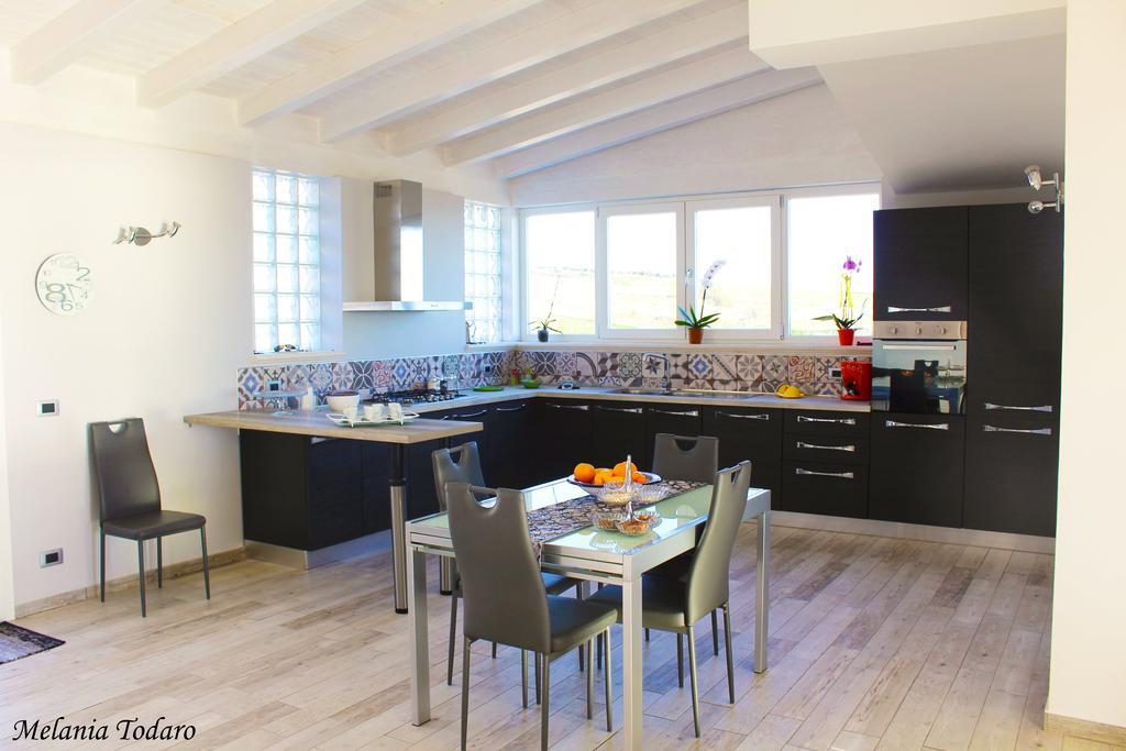 Villa Cecilia Монталегро Екстериор снимка