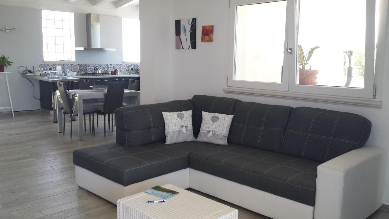 Villa Cecilia Монталегро Екстериор снимка